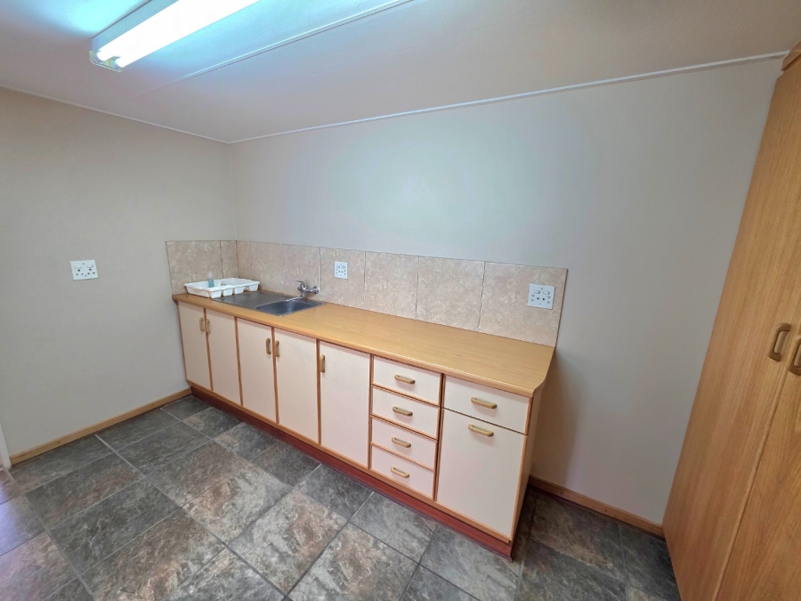 5 Bedroom Property for Sale in Eureka Free State